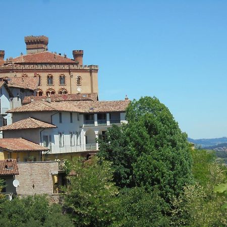 Agriturismo La Terrazza Sul Bosco Barolo Exterior foto