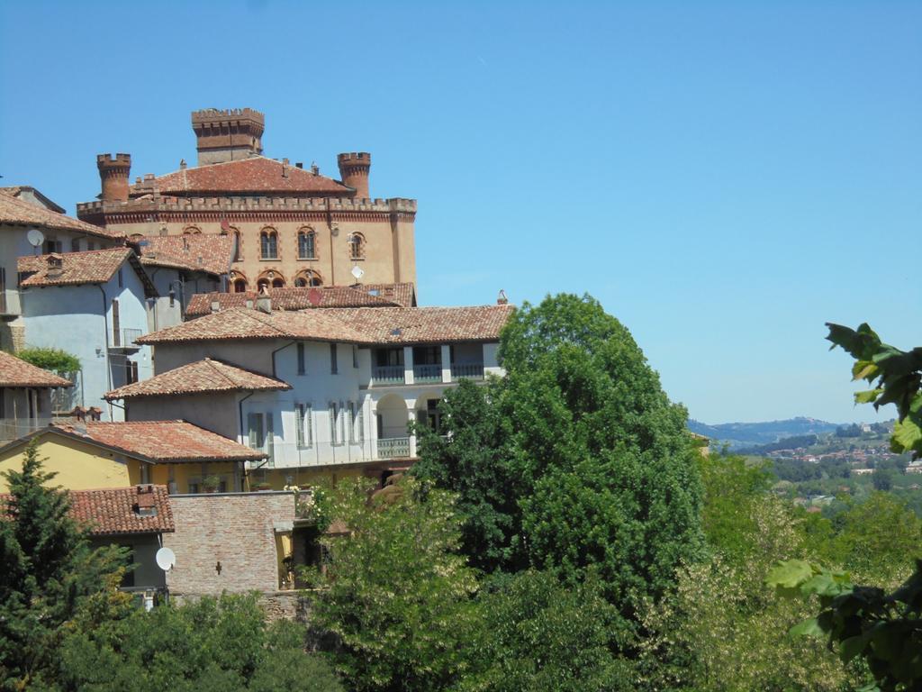 Agriturismo La Terrazza Sul Bosco Barolo Exterior foto